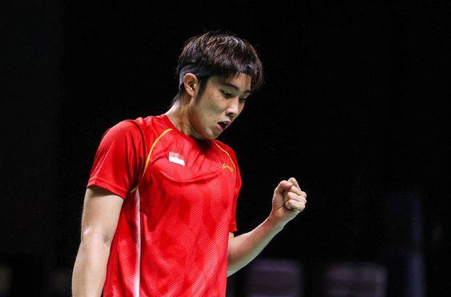 IG官博炸了，粉丝怒斥：RNG双雄太菜了！wei采访承认：个人失误多